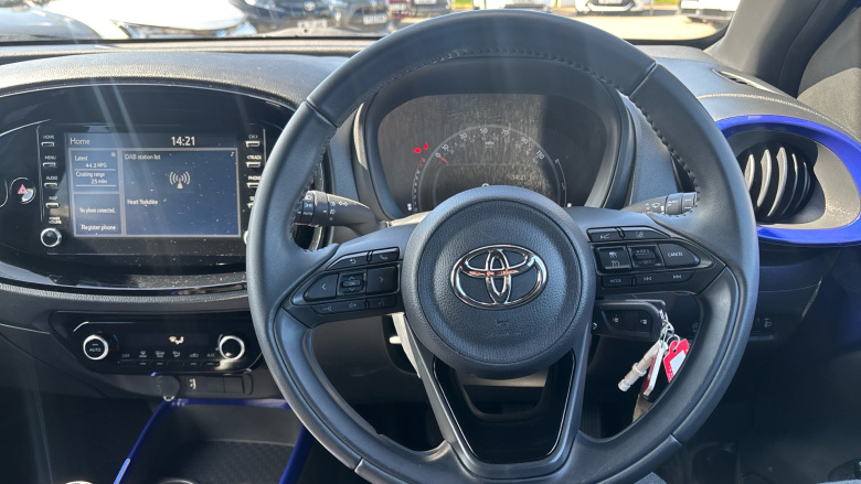 Toyota Aygo X 1.0 VVT-i Edge 5dr Petrol Hatchback